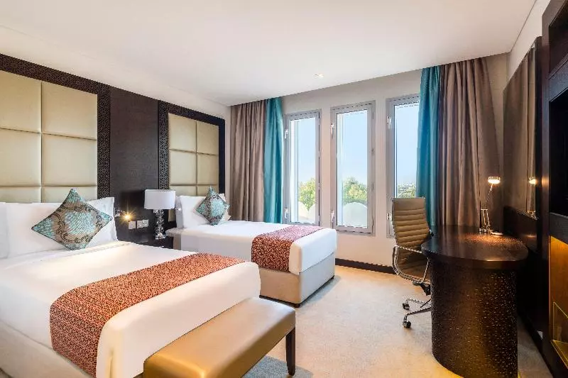 プールビュースタンダードルーム, Holiday Inn Alseeb Muscat, An Ihg