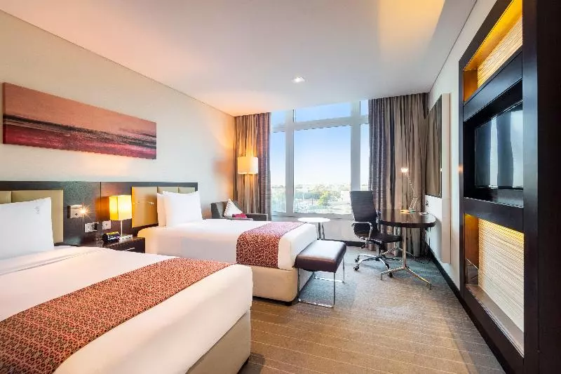 プールビュースタンダードルーム, Holiday Inn Alseeb Muscat, An Ihg