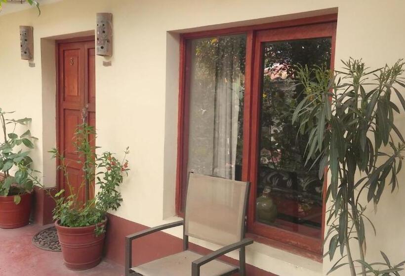 חדר סטנדרט יחיד, Kukuli Lodge