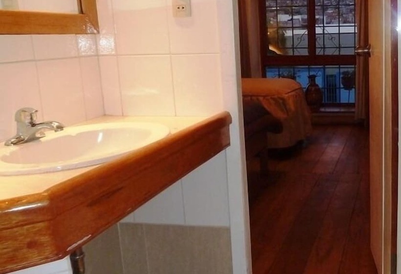 חדר סטנדרט, Kukuli Lodge