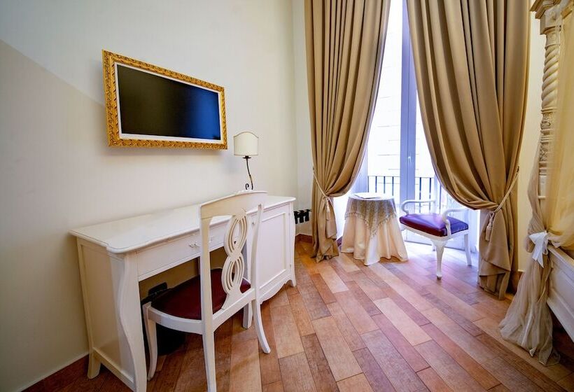 سوییت جونیور, Lanfipe Palace
