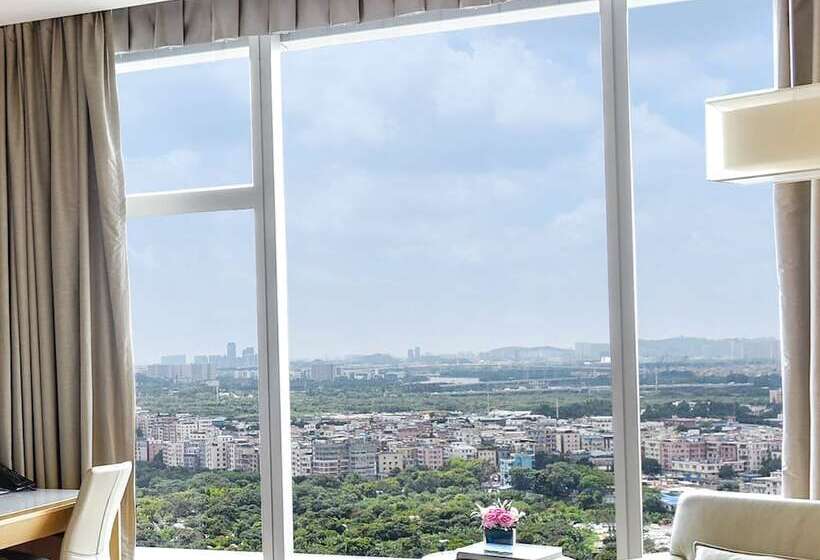 Номер Superior, Langham Place Guangzhou   Walking Distance To Canton Fair & Overseas Buyers Registration Service