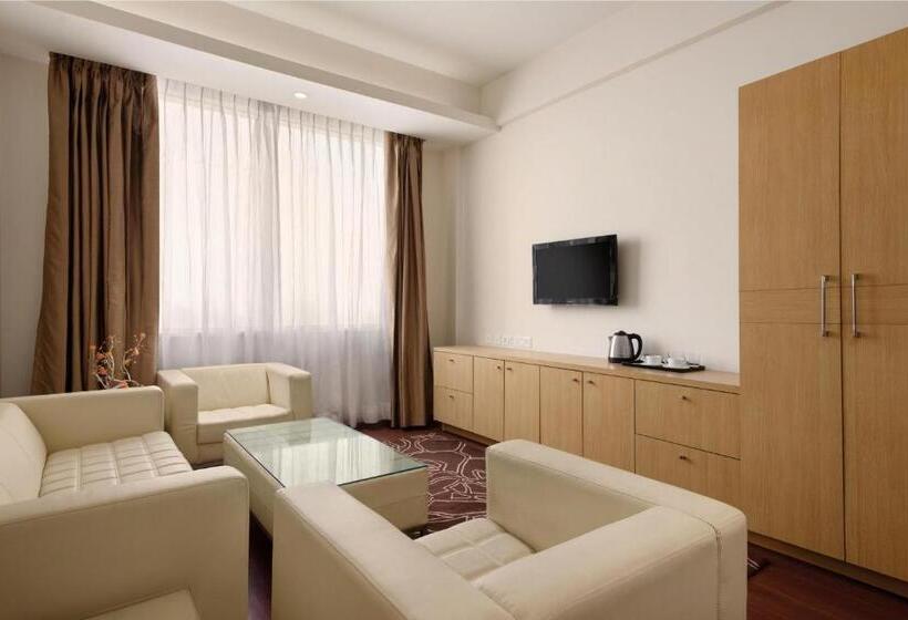 جناح سرير كينج, Ramada Neemrana