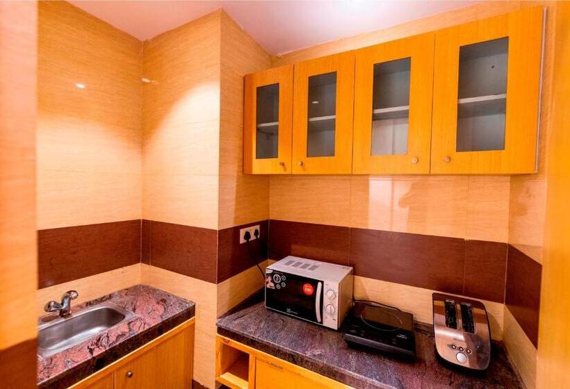 Люкс Кровать Кинг, Ramada Neemrana