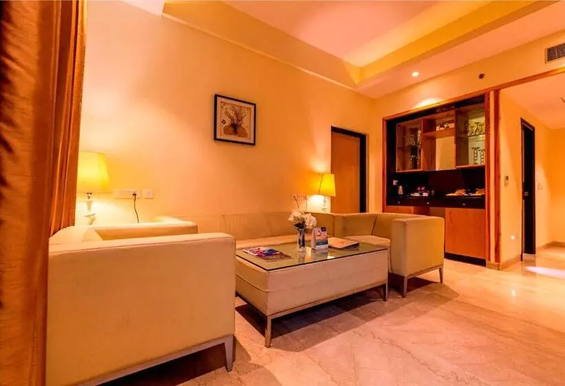 スイート, Ramada Neemrana