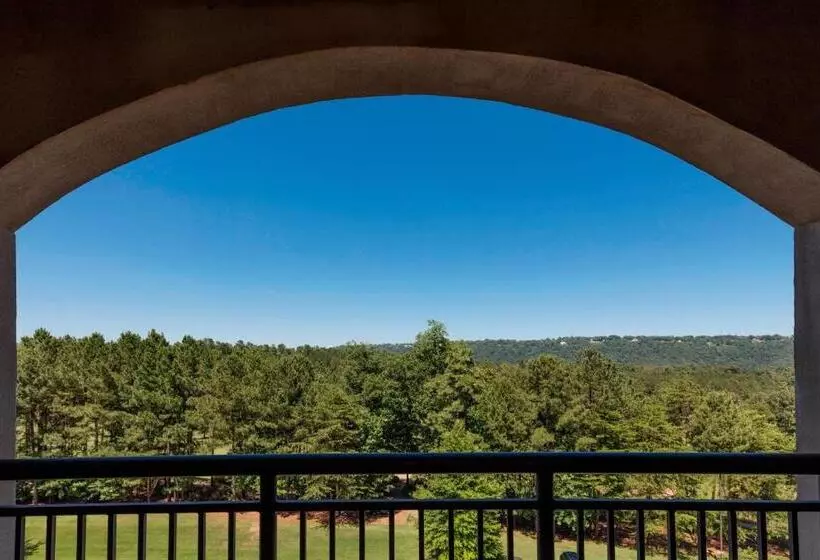 クイーンサイズベッドのスタンダードルーム, Renaissance Birmingham Ross Bridge Golf Resort & Spa