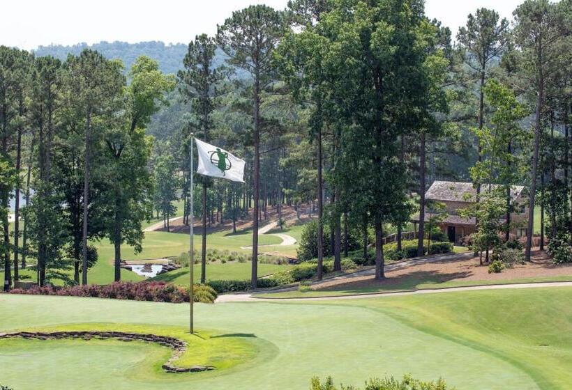 스탠다드 룸 퀸사이즈 침대, Renaissance Birmingham Ross Bridge Golf Resort & Spa