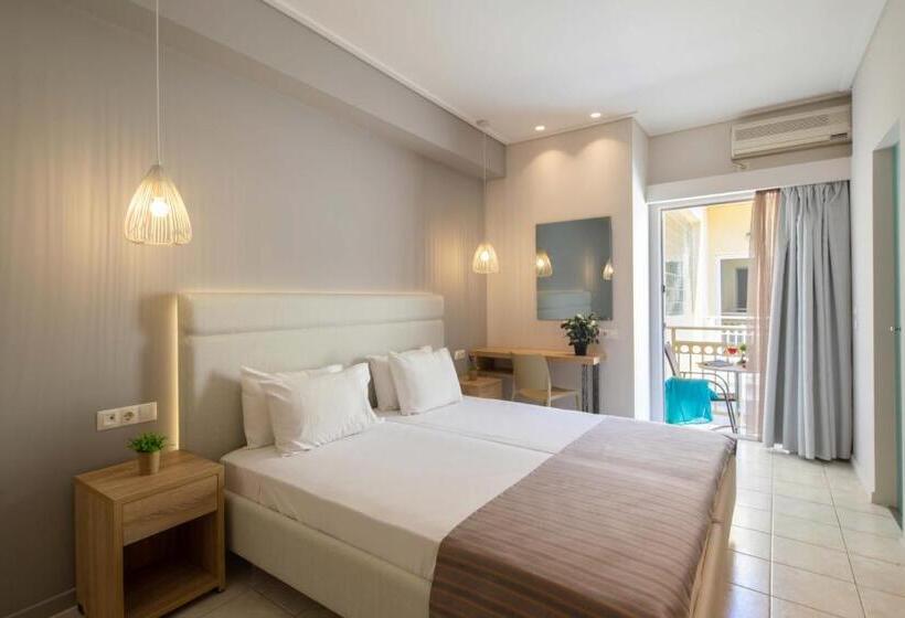 Номер Стандарт Боковой Вид на Море, Rossis