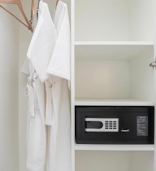 سوئیت پنت هاوس, Tao Riverside Residence