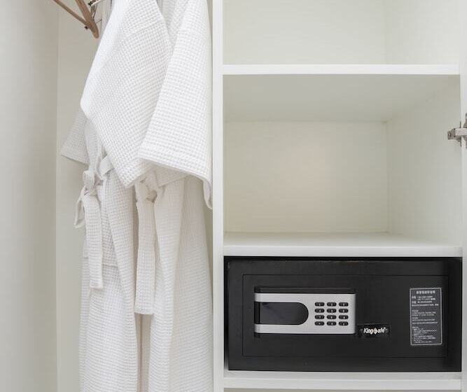 استودیوی لوکس, Tao Riverside Residence