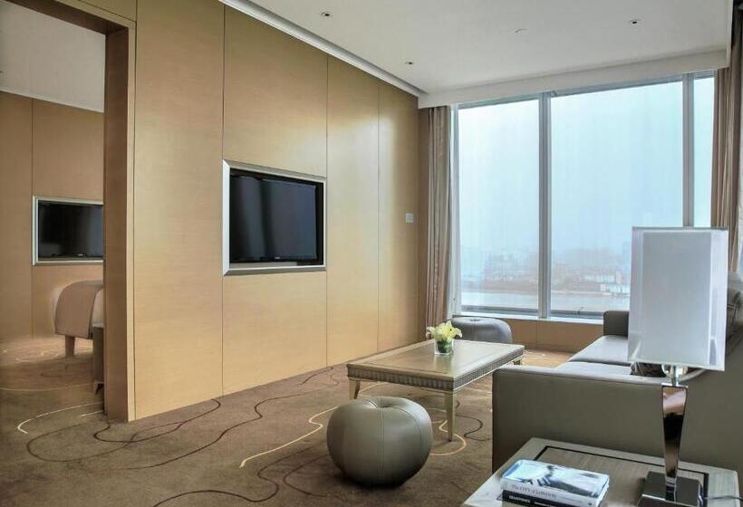 套房, Langham Place Guangzhou   Walking Distance To Canton Fair & Overseas Buyers Registration Service