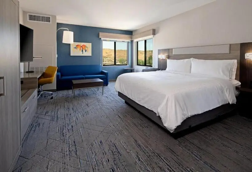 Premium-huone, Holiday Inn Express & Suites Valencia Santa Clarita, An Ihg