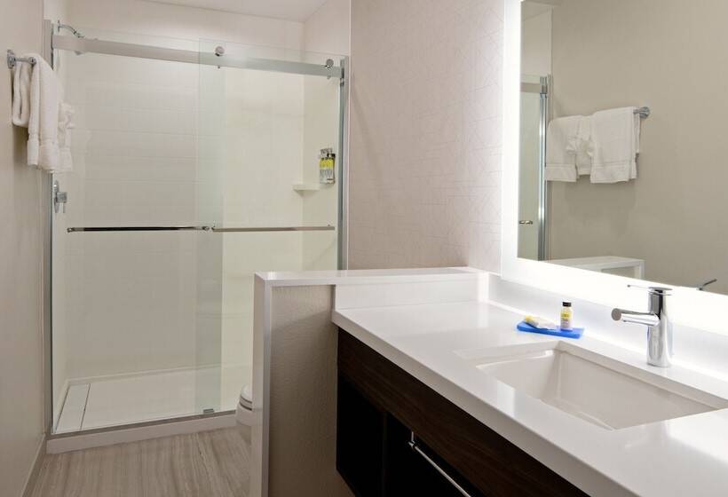 Номер Стандарт, Holiday Inn Express & Suites   Valencia   Santa Clarita, An Ihg