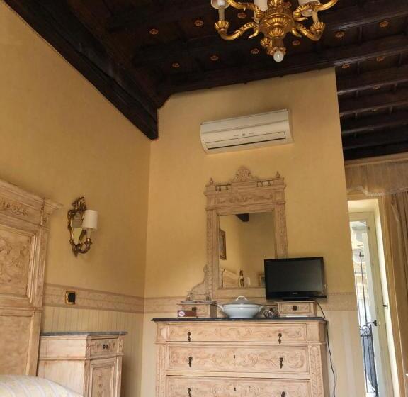 اتاق سوپریور, Ai Savoia B&b Guest House