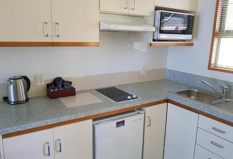 استودیو استاندارد با چشمانداز باغ, The Anchor Inn Beachfront Motel