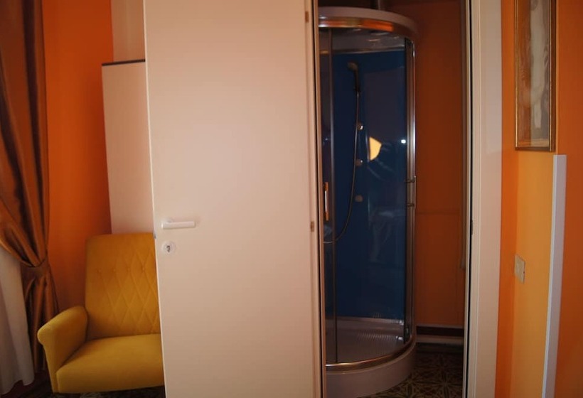 Chambre Basic, B&b La Mimosa