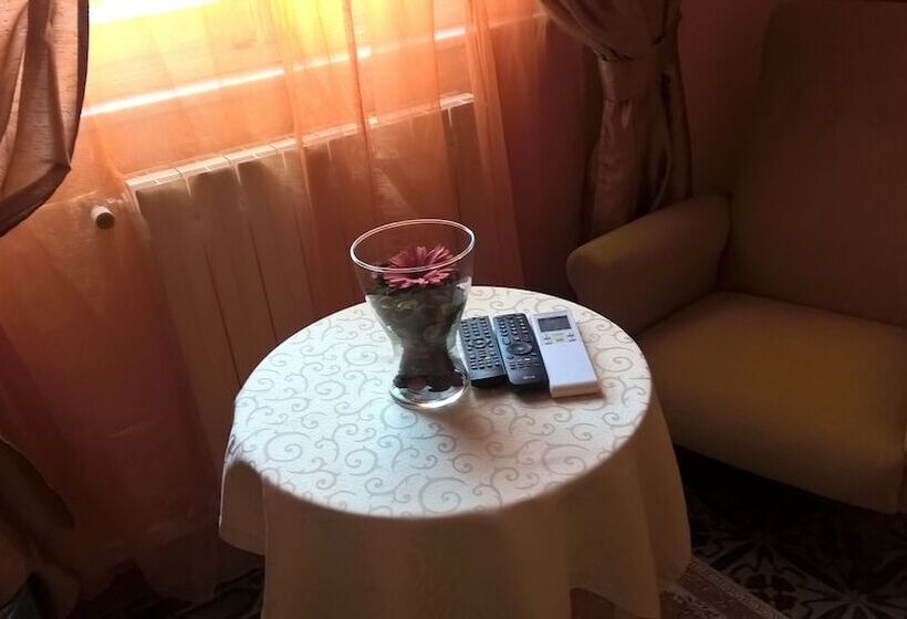 Chambre Basic, B&b La Mimosa