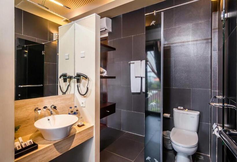 Люкс с Бассейном, 18 Suite Villa Loft At Kuta