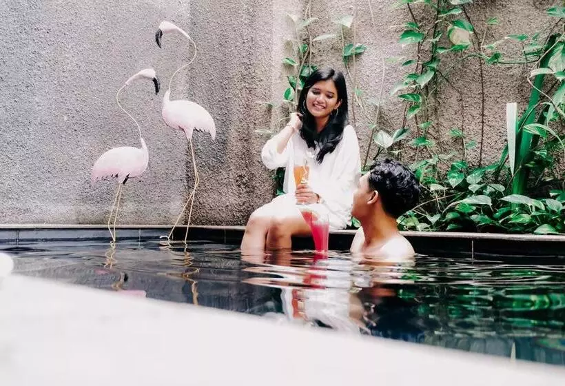 سوییت با استخر, 18 Suite Villa Loft At Kuta