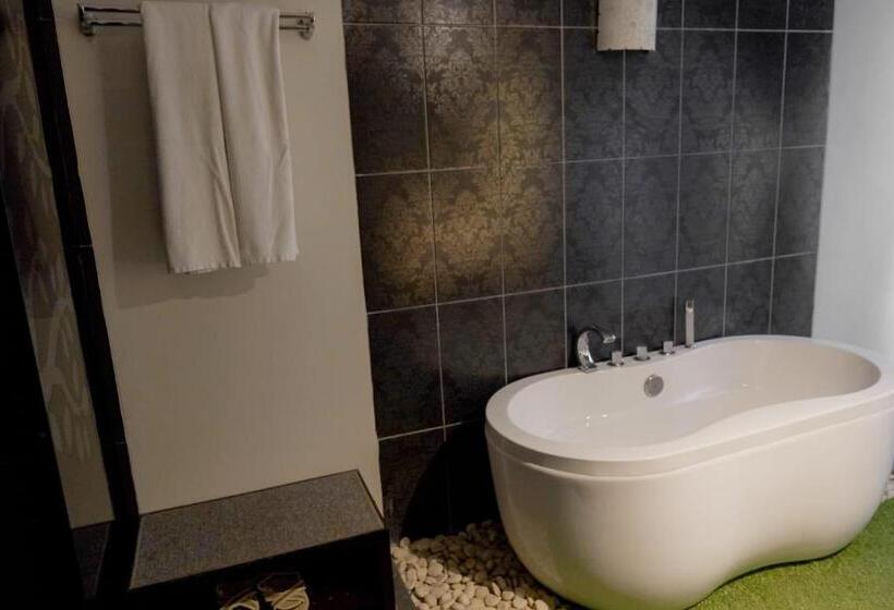 סוויטה עם בריכה, 18 Suite Villa Loft At Kuta