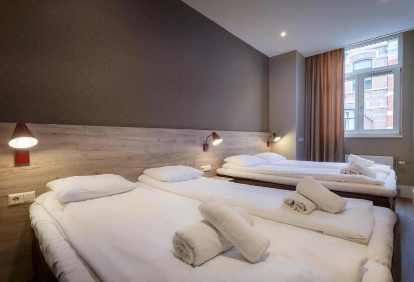 اتاق خانوادگی, Amsterdam Downtown