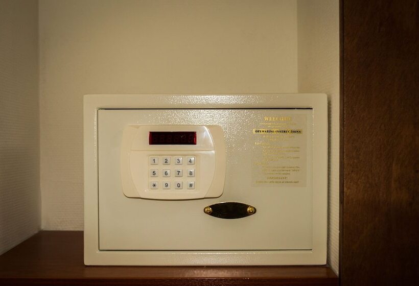 اتاق استاندارد سه نفره, Amsterdam Downtown