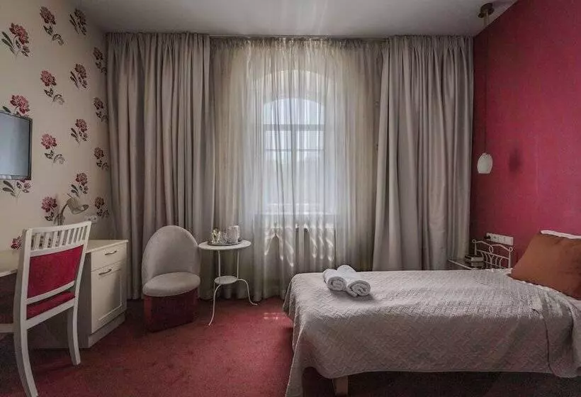 اتاق استاندارد یک نفره, Moon Garden Boutique
