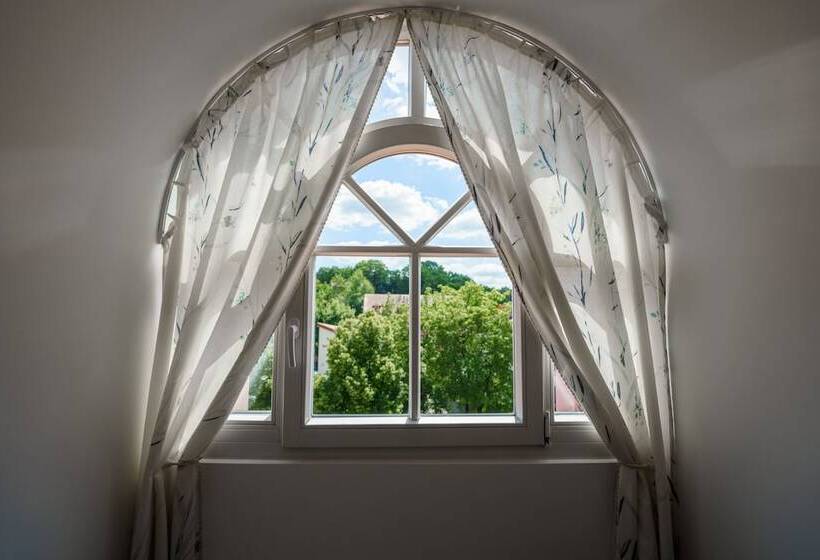 اتاق استاندارد, Moon Garden Boutique