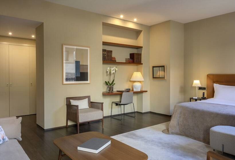 جناح جونيور, Can Alomar