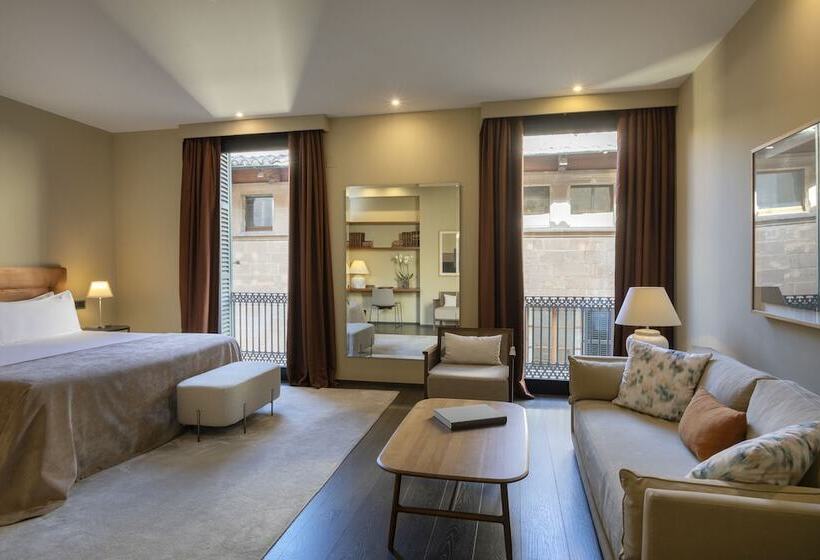 جناح جونيور, Can Alomar