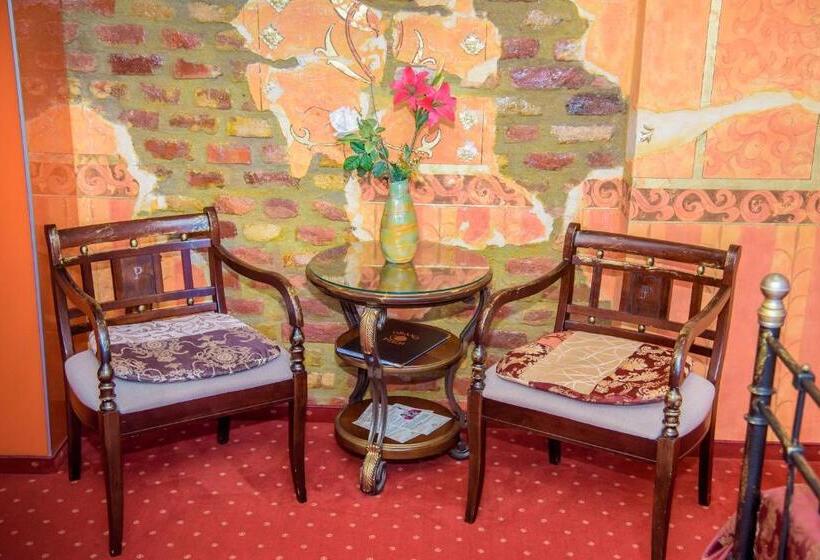 اتاق لوکس, Grand Pier  Old Town