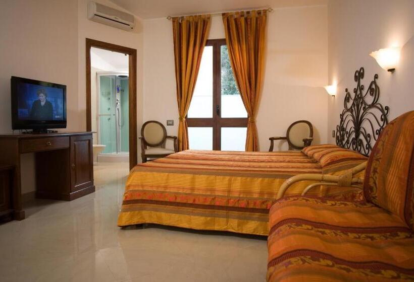 デラックスルーム, Hieracon