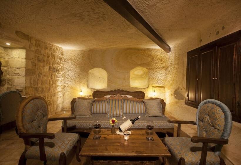 سوییت با استخر, Kayakapi Premium Caves Cappadocia