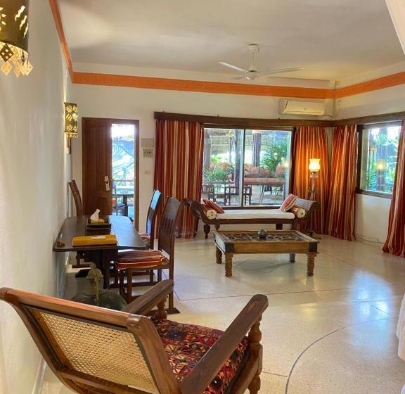 سوییت جونیور, Kilili Baharini Resort & Spa