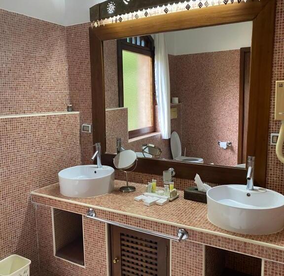 سوییت جونیور, Kilili Baharini Resort & Spa