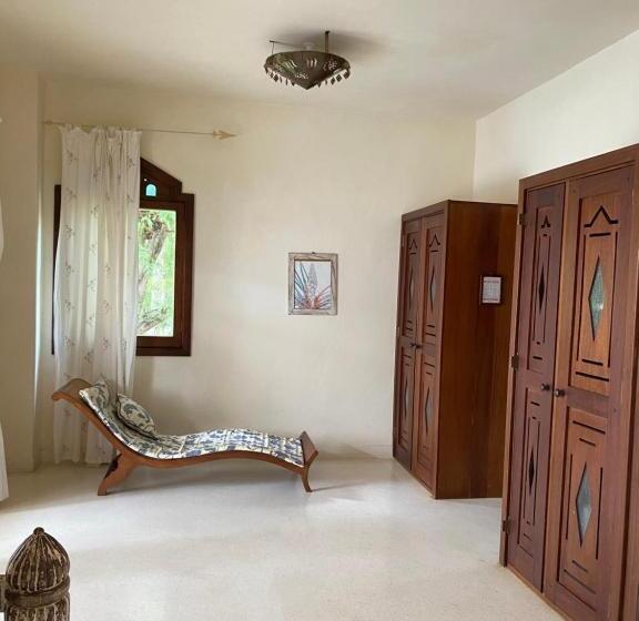 سوییت جونیور, Kilili Baharini Resort & Spa