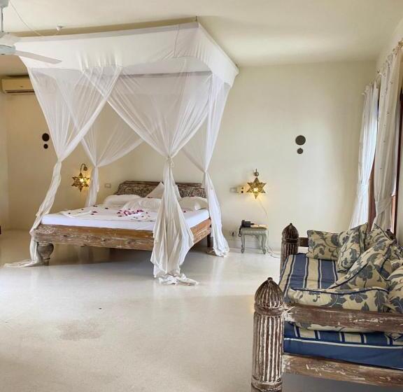 سوییت جونیور, Kilili Baharini Resort & Spa