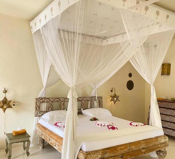 سوییت جونیور, Kilili Baharini Resort & Spa