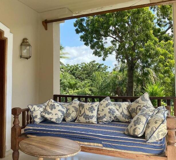 سوییت, Kilili Baharini Resort & Spa