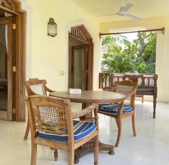 سوییت, Kilili Baharini Resort & Spa