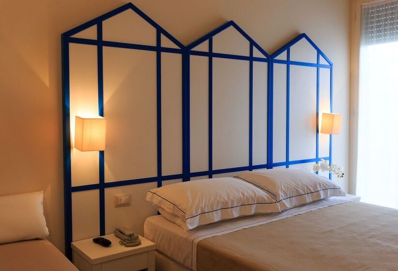 غرفة سوبيريور ثلاثية, Mini