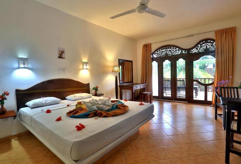 Номер Deluxe Вид на Бассейн, Sandali Walauwa