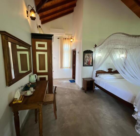 Номер Deluxe Кровать Кинг, Sandali Walauwa