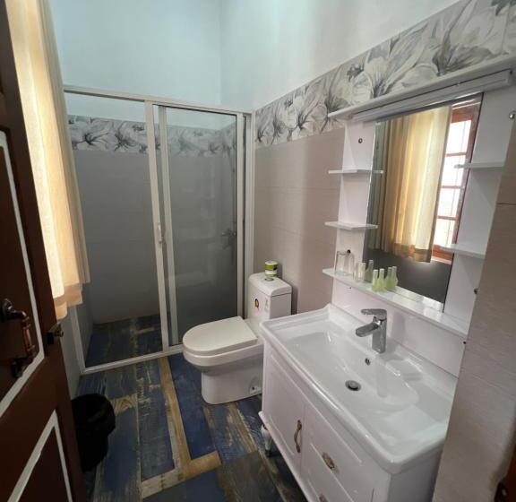 Номер Deluxe Кровать Кинг, Sandali Walauwa