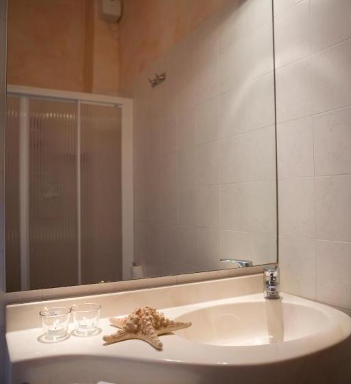 اتاق کلاسیک, Tiffany & Resort