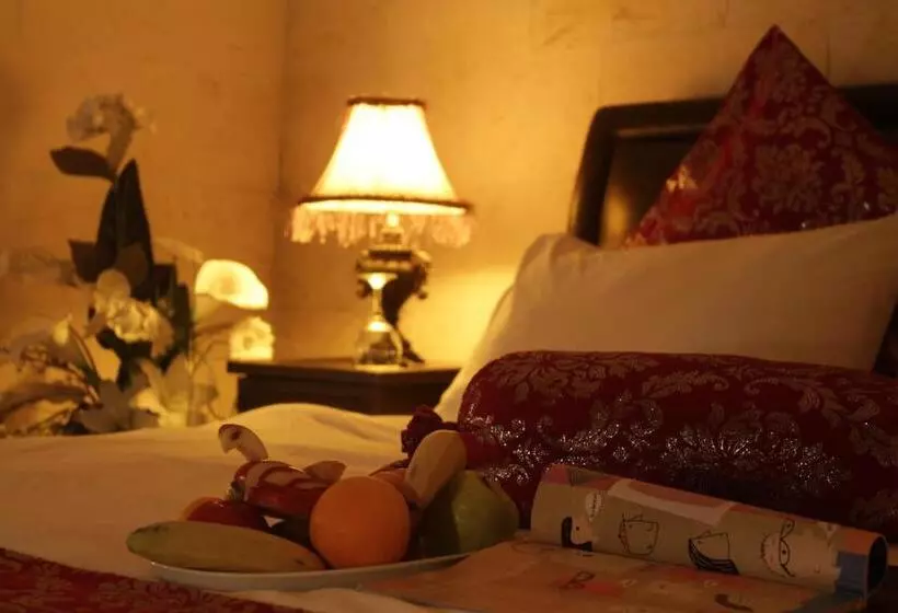 اتاق استاندارد سه نفره, Zinciriye