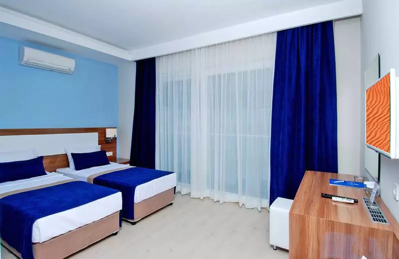 Economy Room
