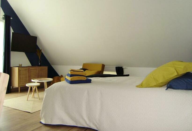 Номер Стандарт Вид на Сад, Chambres D Hôtes Mauvierges