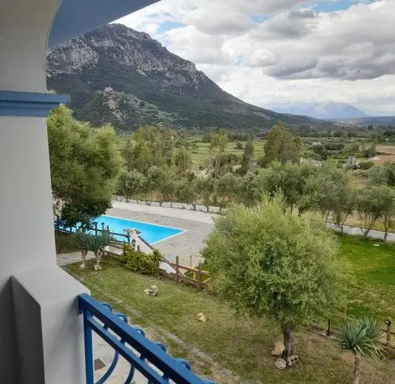 スタンダードトリプルルーム, Agriturismo Palas De Serra Country Resort