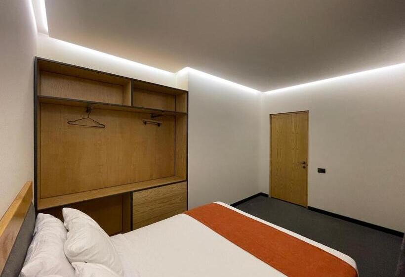 스위트, Mist Boutique